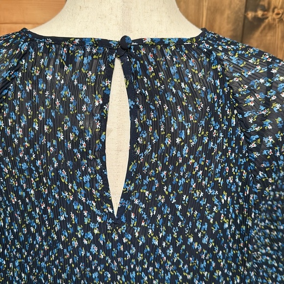 Madewell Crinkle Pleated Georgette Mini Dress in Blue Ditsy Floral - Picture 9 of 13